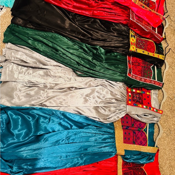 COPY - “Elegant Satin Party Set – Available in 7 Colors - Picture 6 of 6